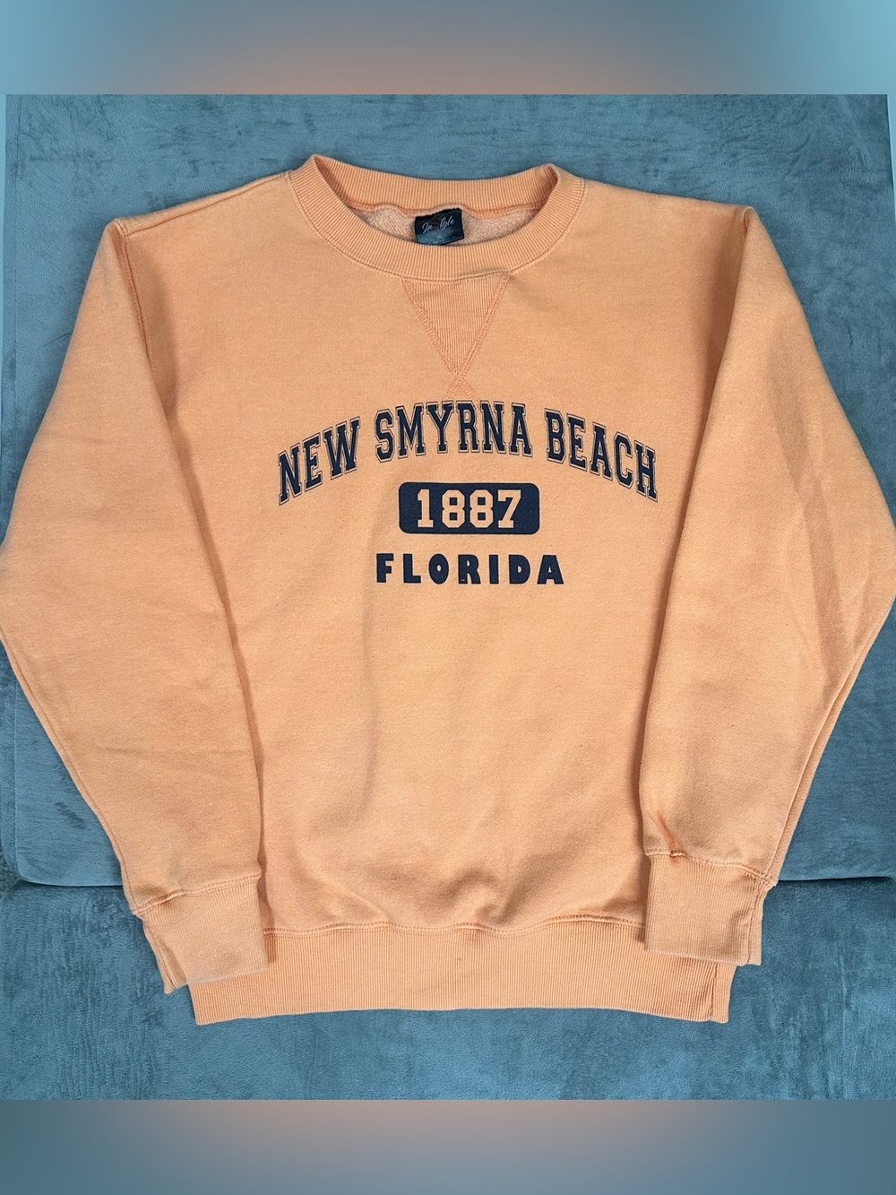 Peach New Smyrna Beach 1887 Florida Crewneck Sweatshirt Womens Sz S